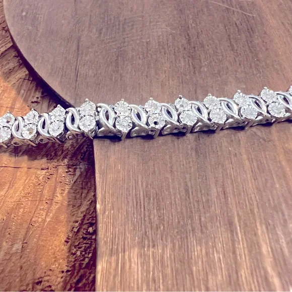 1.02CTW DIAMOND 💎 & Sterling Silver Tennis 🎾 Bracelet ✅GUARENTEED 💯AUTHENTIC - Picture 8 of 11